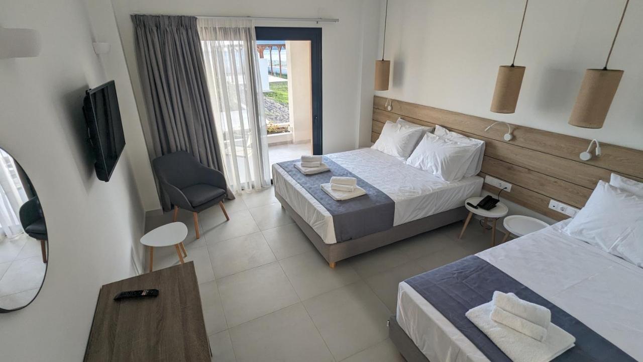 Costa Ionica - Mytikas Seaside Hotel Room photo
